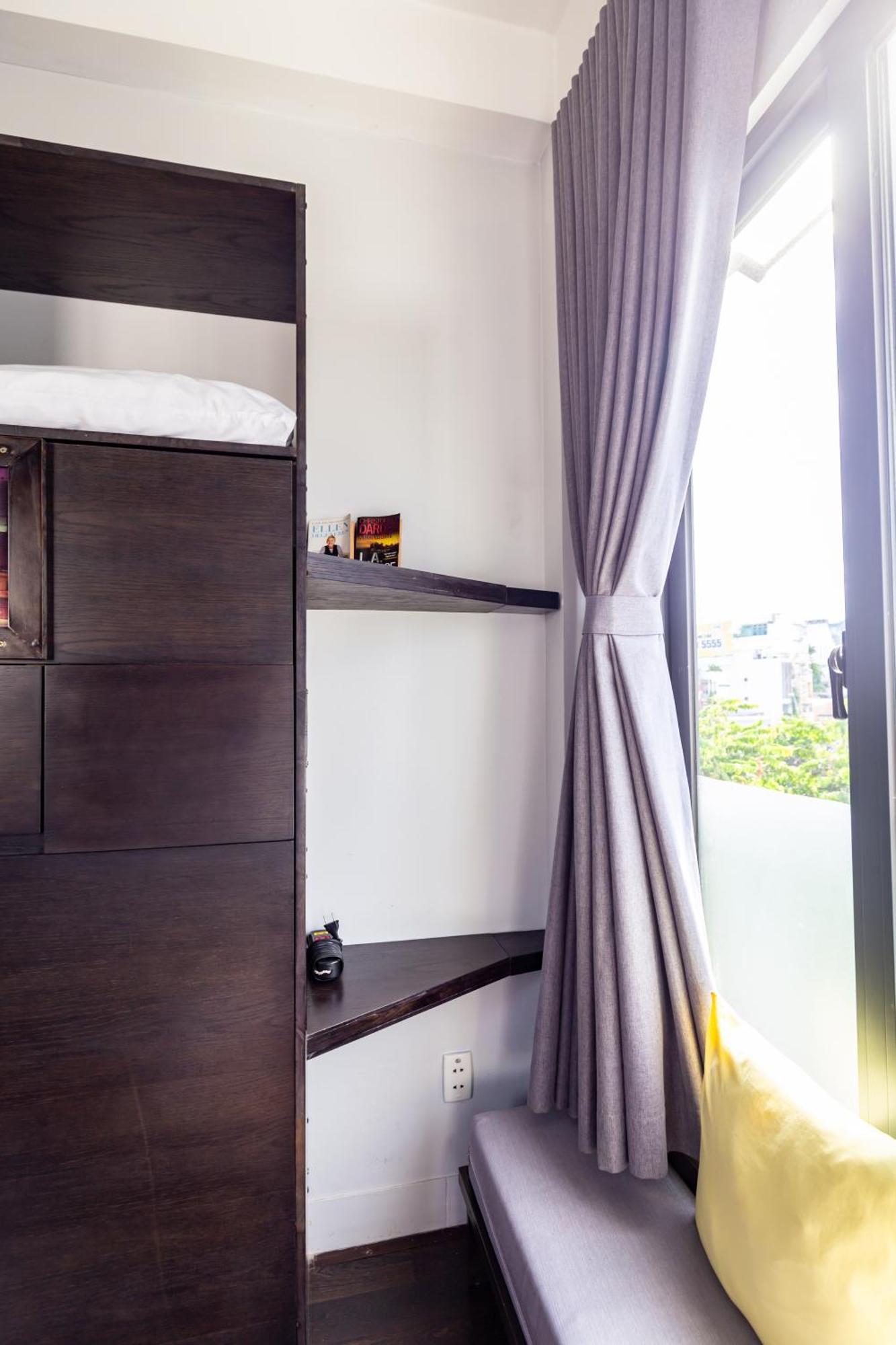 Cozy Riverview Of Livinginn